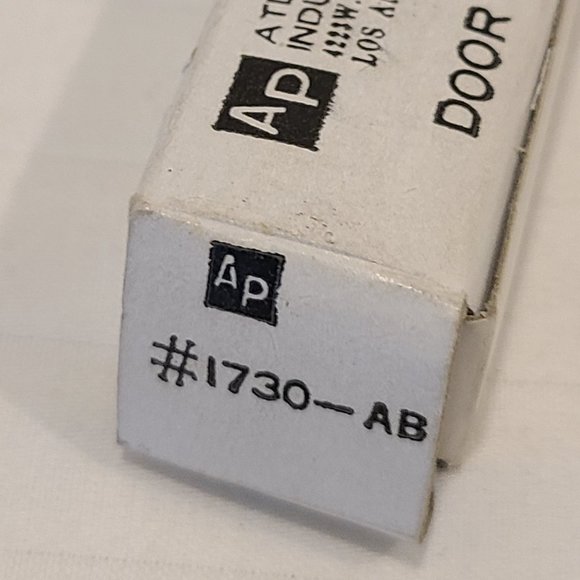 Vintage Bronze Finish Door Viewer Peephole - New in box - Picture 8 of 8